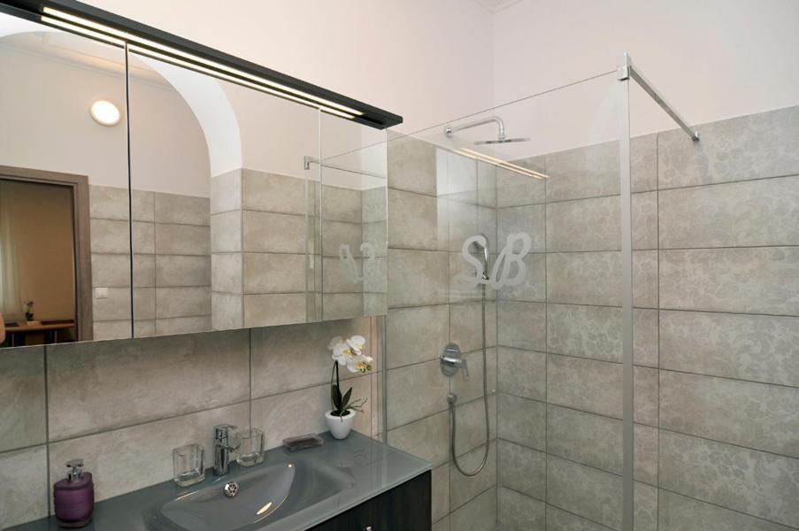 שיופוק Silver Beach Apartments מראה חיצוני תמונה
