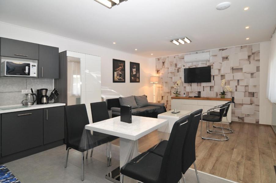 שיופוק Silver Beach Apartments מראה חיצוני תמונה